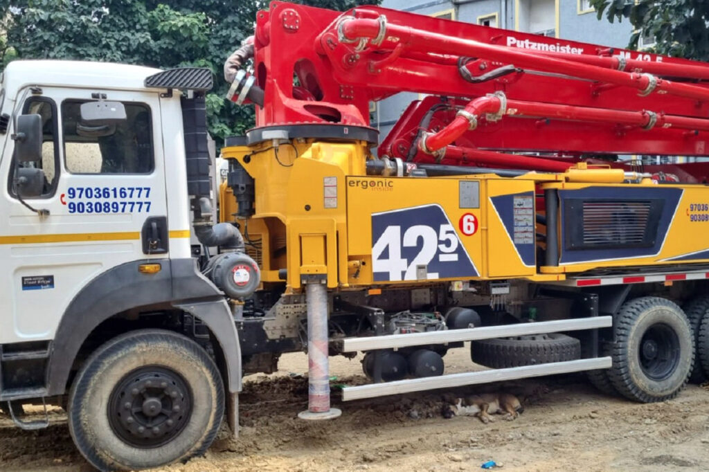 Renting a Boom Placer is the Smart Choice for High-Rise Projects in Hyderabad